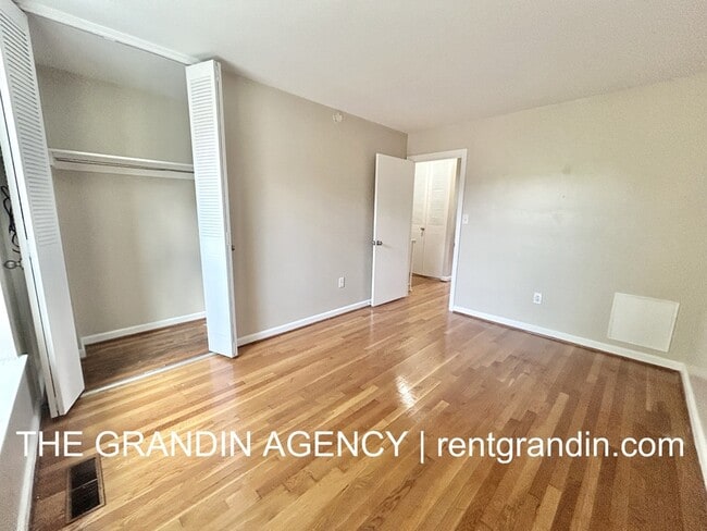 Building Photo - 1803 Grandin Rd SW