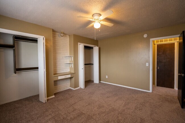 Building Photo - 4709 NW 63rd St