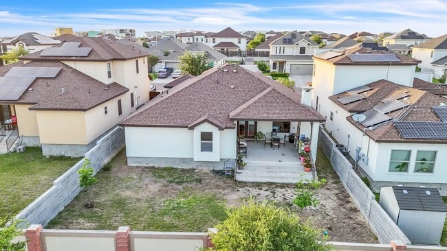 Building Photo - 317 Altozano Dr