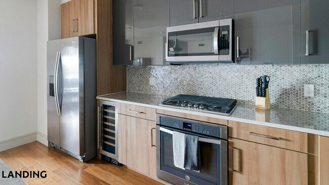 Building Photo - 1414 Wood Hollow Dr