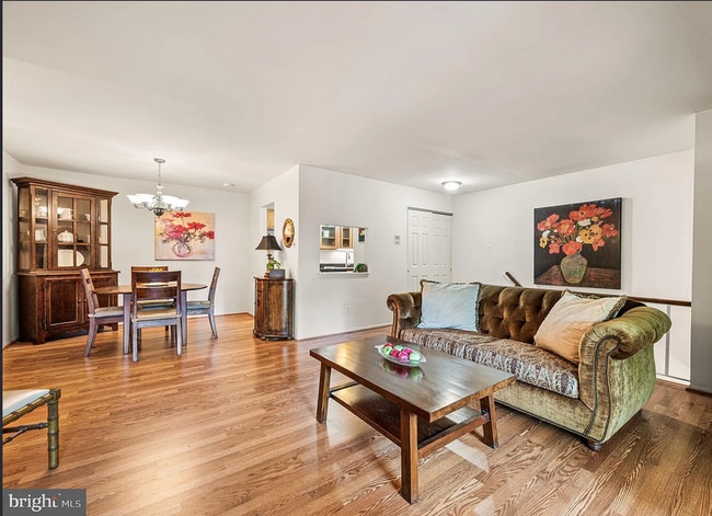 Building Photo - 31 Old Forge Crossing