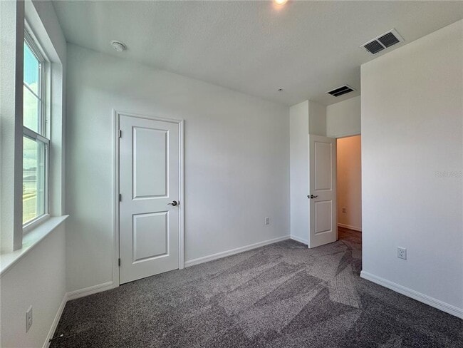 Building Photo - 433 Belmond Dr