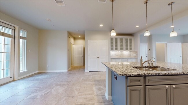 Building Photo - 1406 Veranda Mist