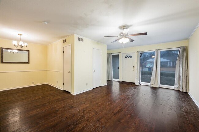 Building Photo - 2726 Crest Ridge Dr