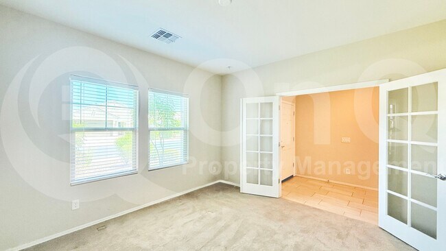 Building Photo - 6613 W Sonoma Way