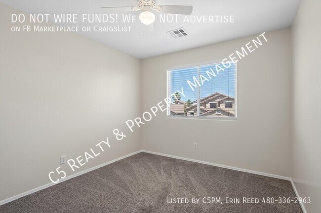Building Photo - 3075 W Five Mile Peak Dr