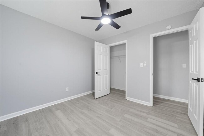 Building Photo - 3198 Booths Ct