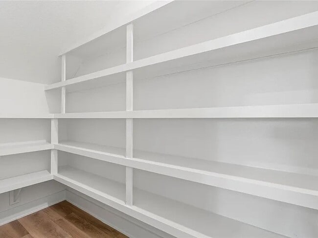 Building Photo - 6532 Weston St