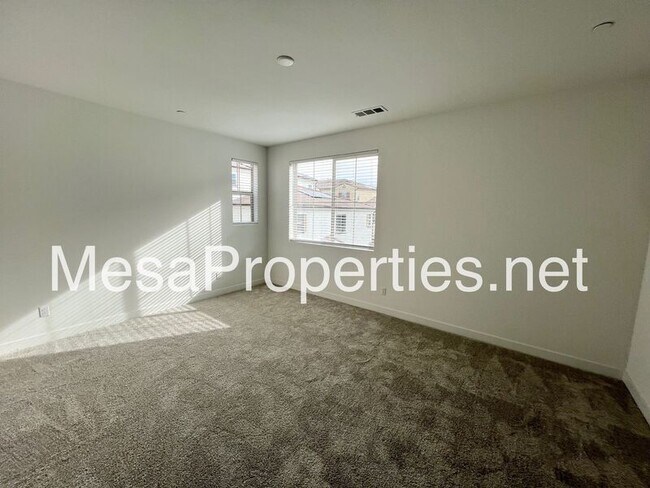Building Photo - 2156 Willow Wisp