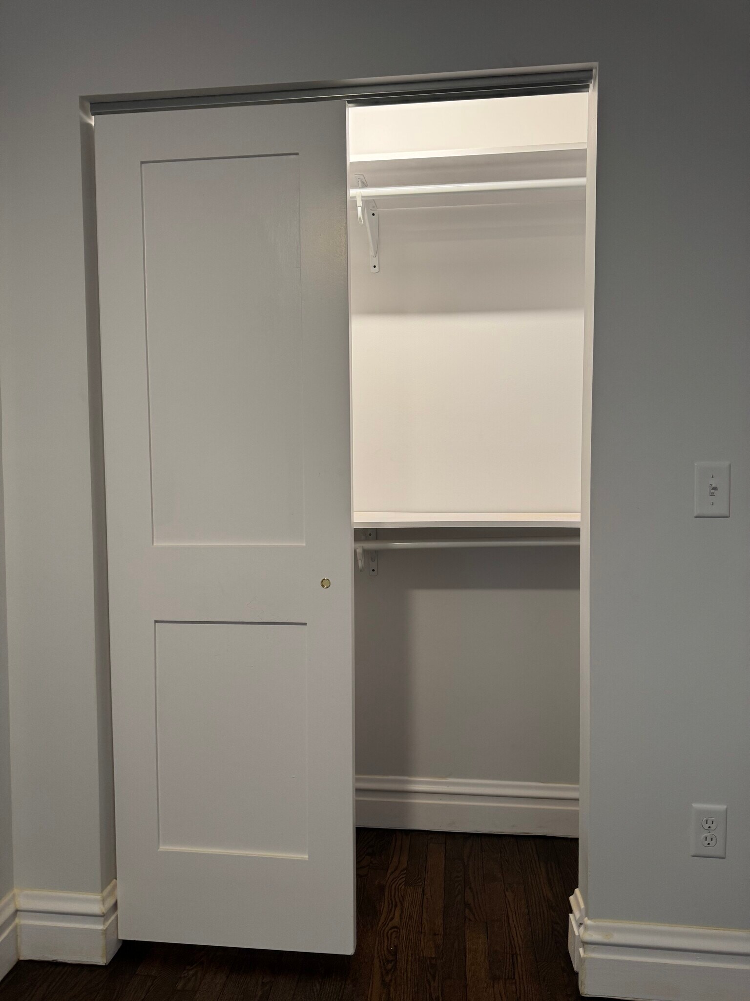 Building Photo - 5011 S Broadway