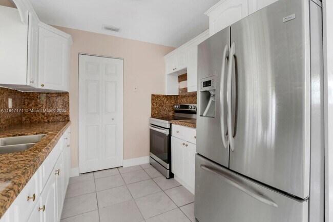 Building Photo - 14510 SW 296th St