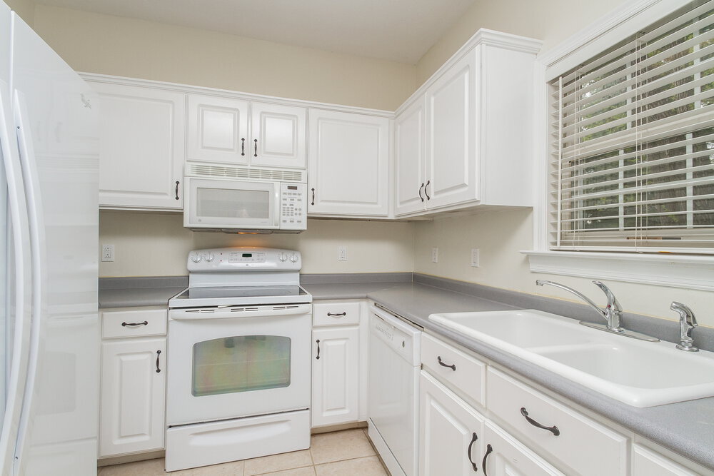 Building Photo - 1801 Devon Dr