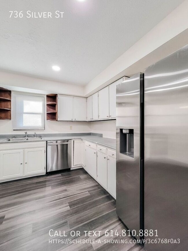 Building Photo - 736 Silver St