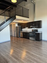 Building Photo - Queen City Lofts Apartments