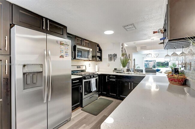 Building Photo - 1187 NW 123rd Pl