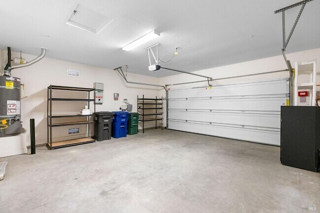 Building Photo - 123 Alpine Dr