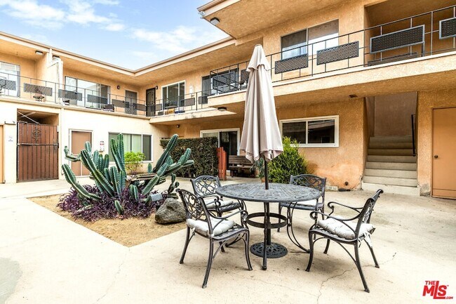 Building Photo - 5232 Corteen Pl