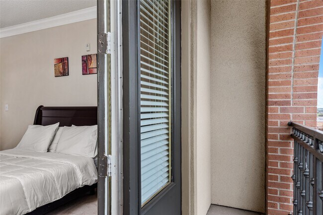 Building Photo - 2299 Lone Star Dr