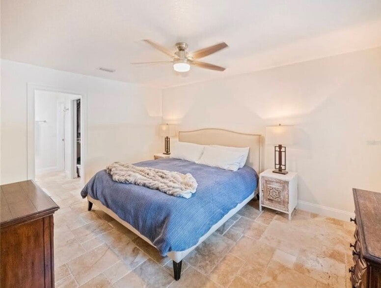 Master Bedroom - 968 Woodrose Ct