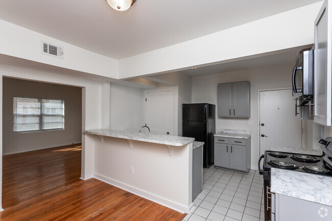 1BR, 1BA - Capitol View Apartments