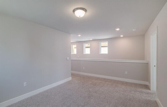 Building Photo - 7607 Eckington St