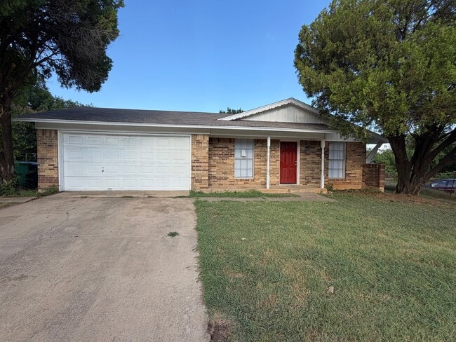 Building Photo - 3920 Redstone Rd