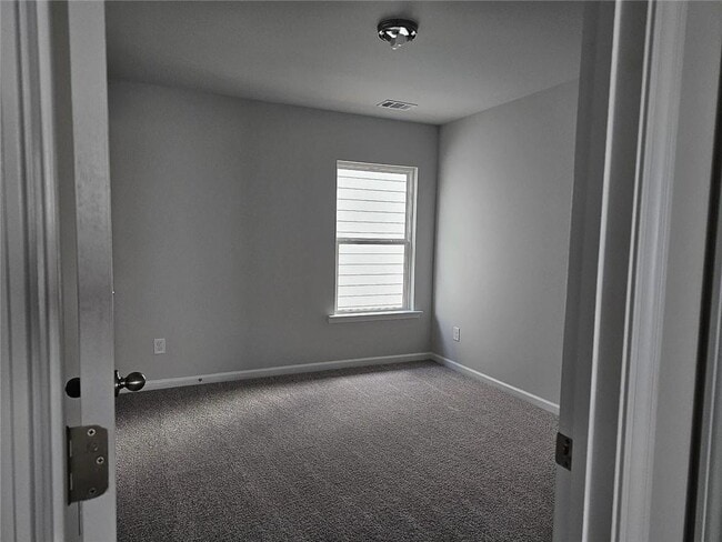 Building Photo - 116 Parkwood Dr