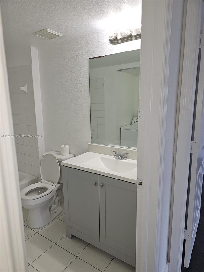 Building Photo - 15410 SW 284th St
