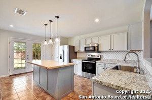 Building Photo - 8975 Scarlet Creek