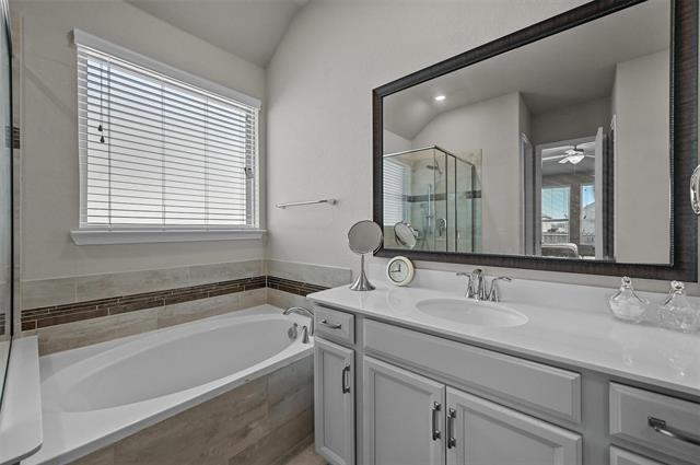 Building Photo - 2309 Rosegill Dr