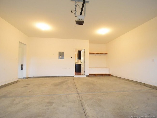 Building Photo - 929 Pecan Grove Loop