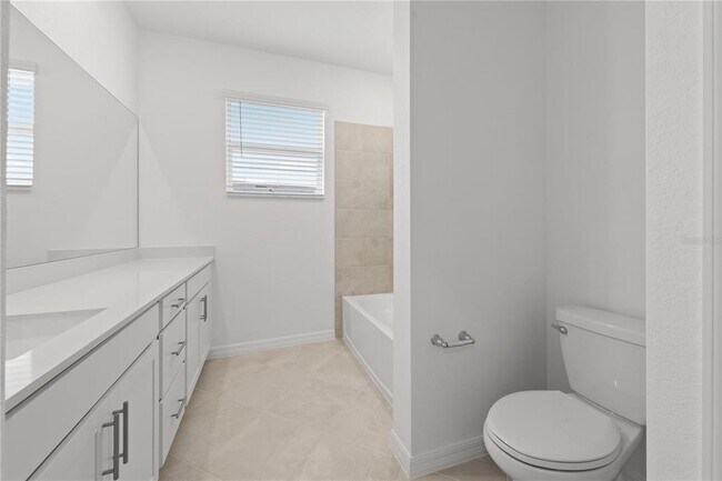 Building Photo - 15003 White Pearl Rd