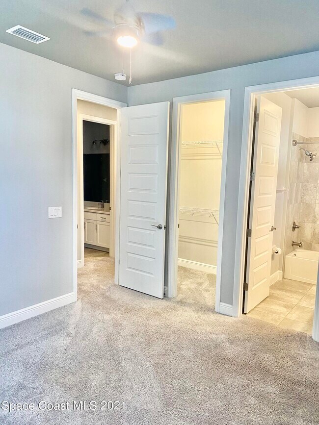 Building Photo - 2715 Vuldarno Ln