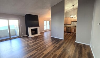 Building Photo - 3 Bedroom, 2 Bathroom, Home With A 2 Car Garage For Rent In Indian Hills