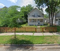 Building Photo - Stunning 5 Bedroom, 2 Bathroom Home in Minneapolis! Available 3/1/2026-Section 8 Accepted