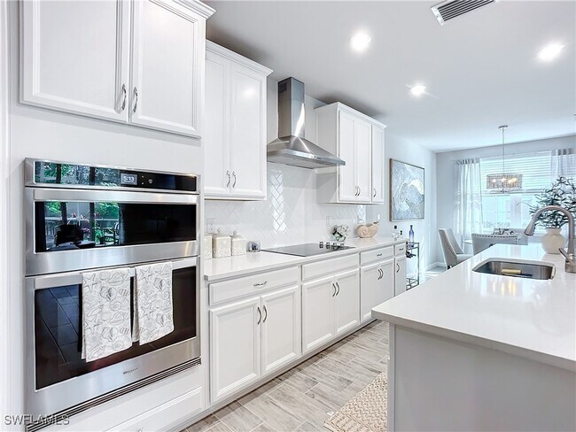 Building Photo - 4664 Arboretum Cir