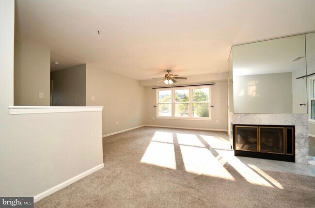 Building Photo - 5630 Ringwood Dr