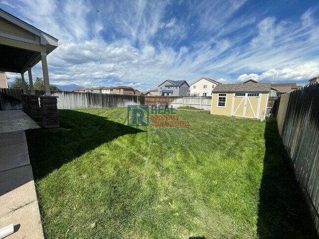 Building Photo - 10276 Deer Meadow Cir