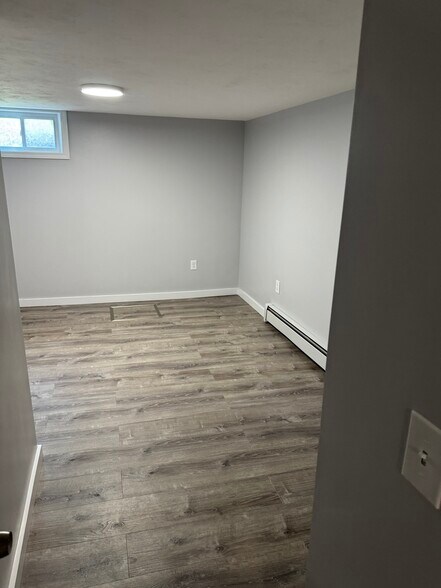 Building Photo - 29 Beechmont St