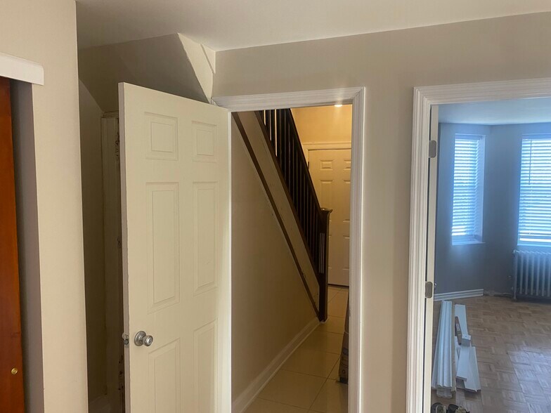 Entrance from front - 113 S 2nd St