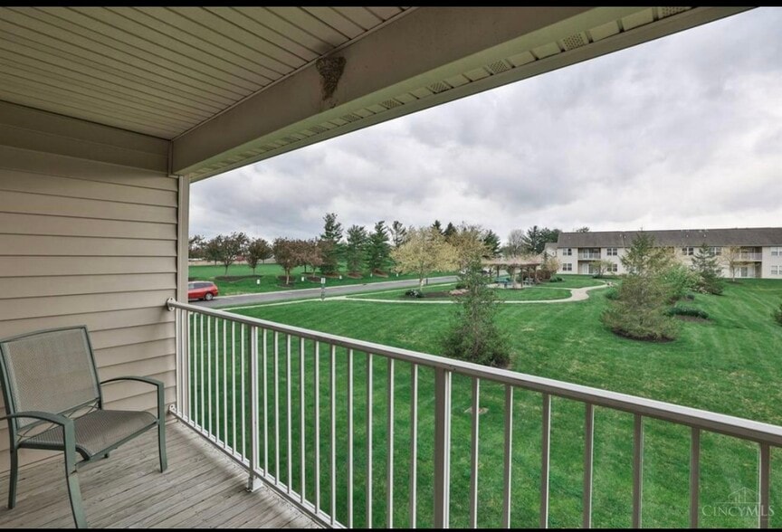 Building Photo - 4676 Court Yard Dr