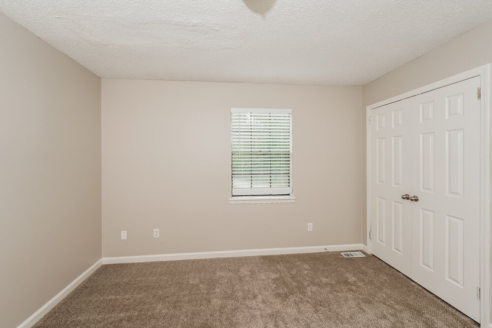 Building Photo - 1100 Westchester Pkwy