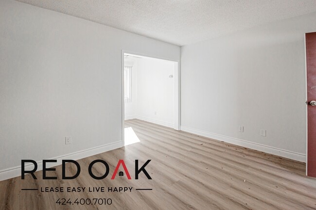 Building Photo - 236 N San Gabriel Ave