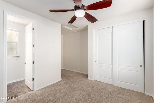 Building Photo - 3142 N Clanton St