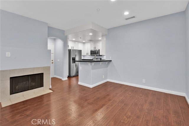 Building Photo - 318 Dewdrop