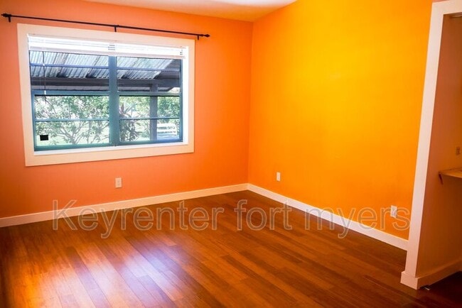 Building Photo - 4779 Lakewood Blvd