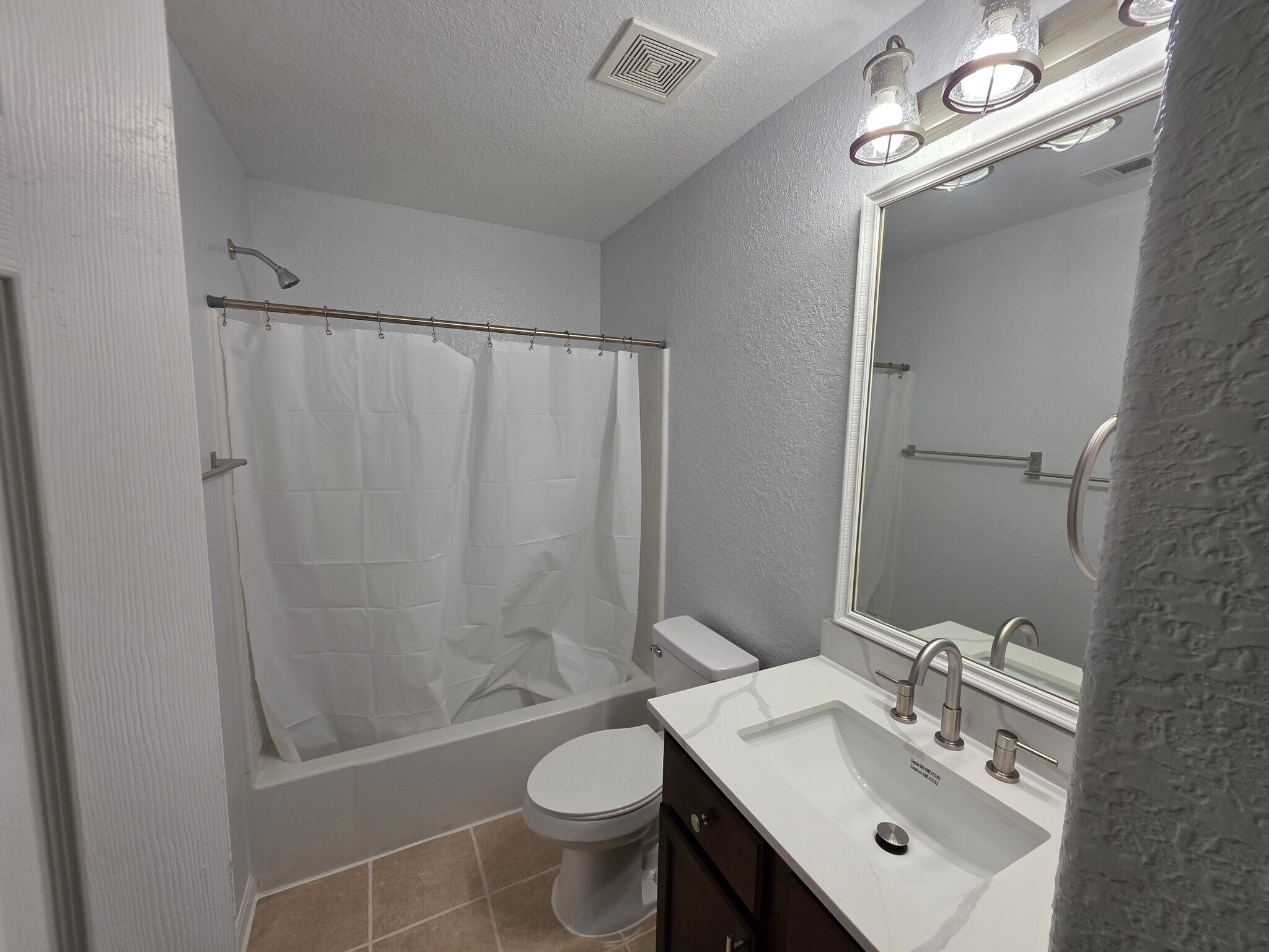 Building Photo - 6519 Luckey Square