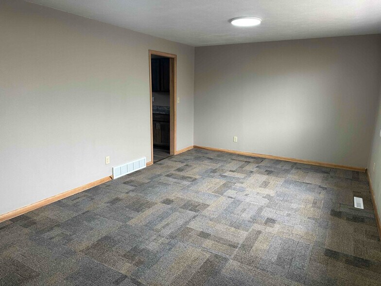 Building Photo - 430 2nd St NW