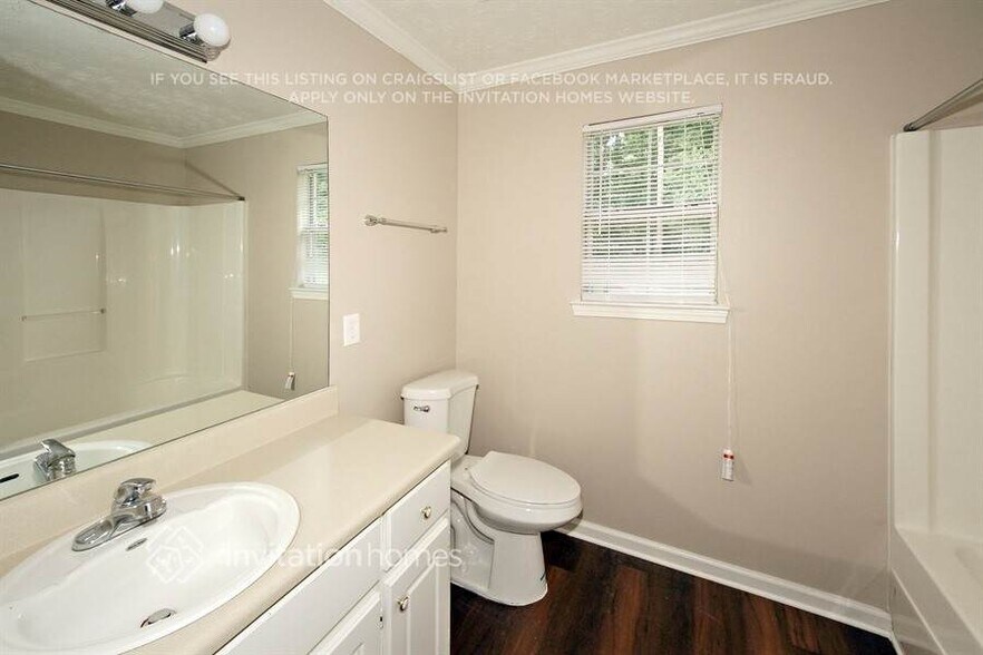 Building Photo - 185 Mountainview Dr