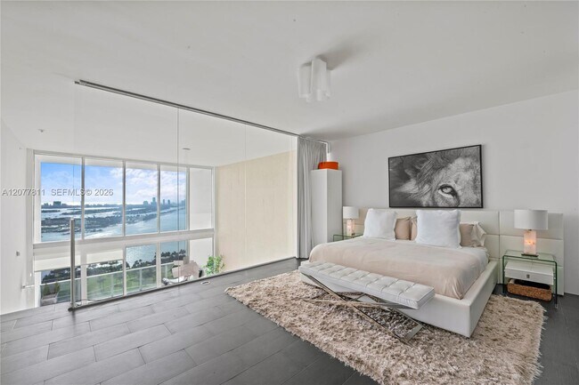 Building Photo - 1040 Biscayne Blvd